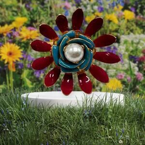 Vintage Flower Brooch Pin Red & Blue Enamel‎ with Faux Pearl Center